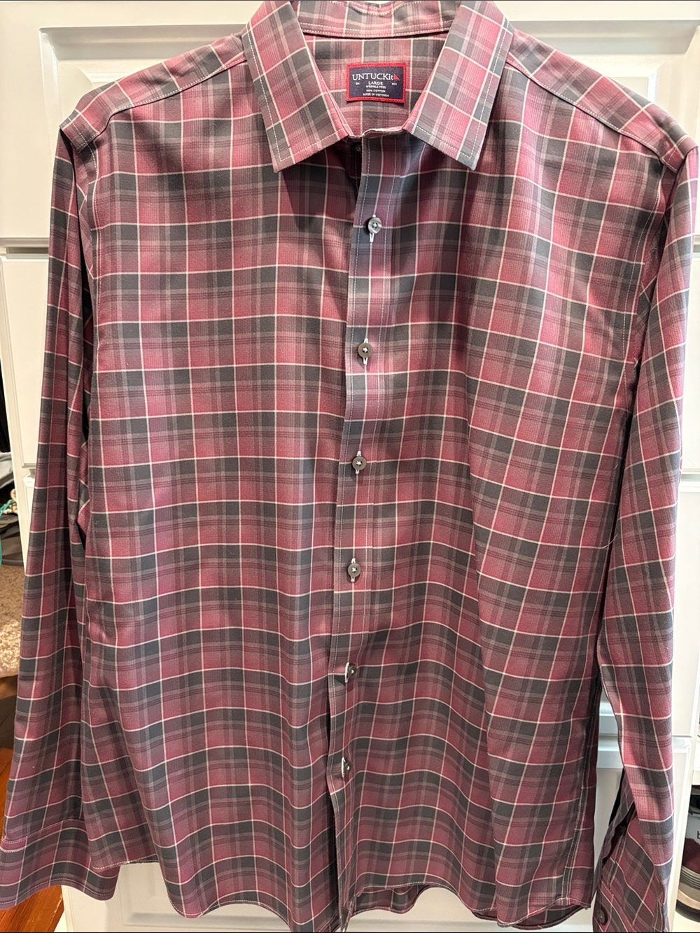 UNTUCKit Men's Rose and Gray Plaid Button-Down Shirt